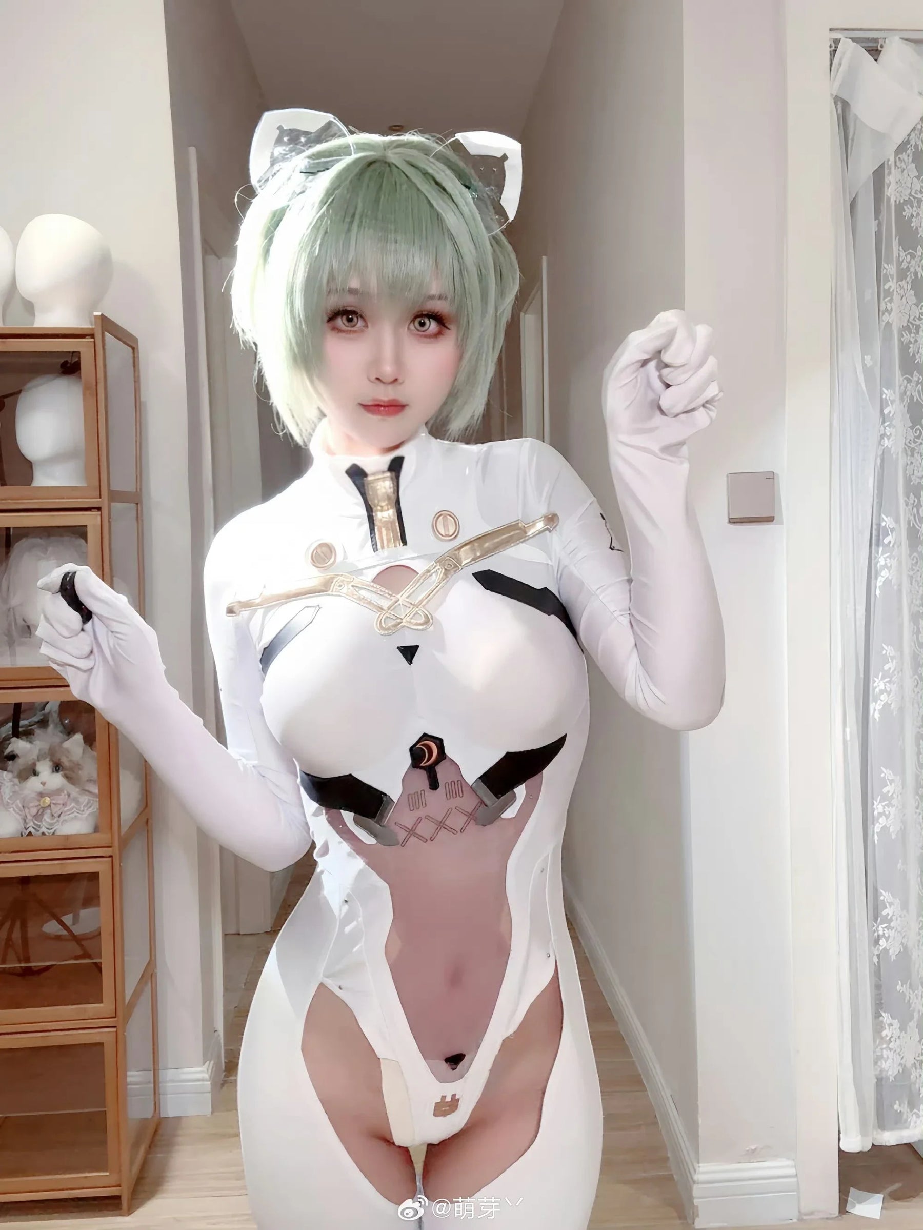 Game Azur Lane Admiral Nakhimov Cosplay Costume Women's sexy white tight fitting clothes tail props wig set Halloween uniform