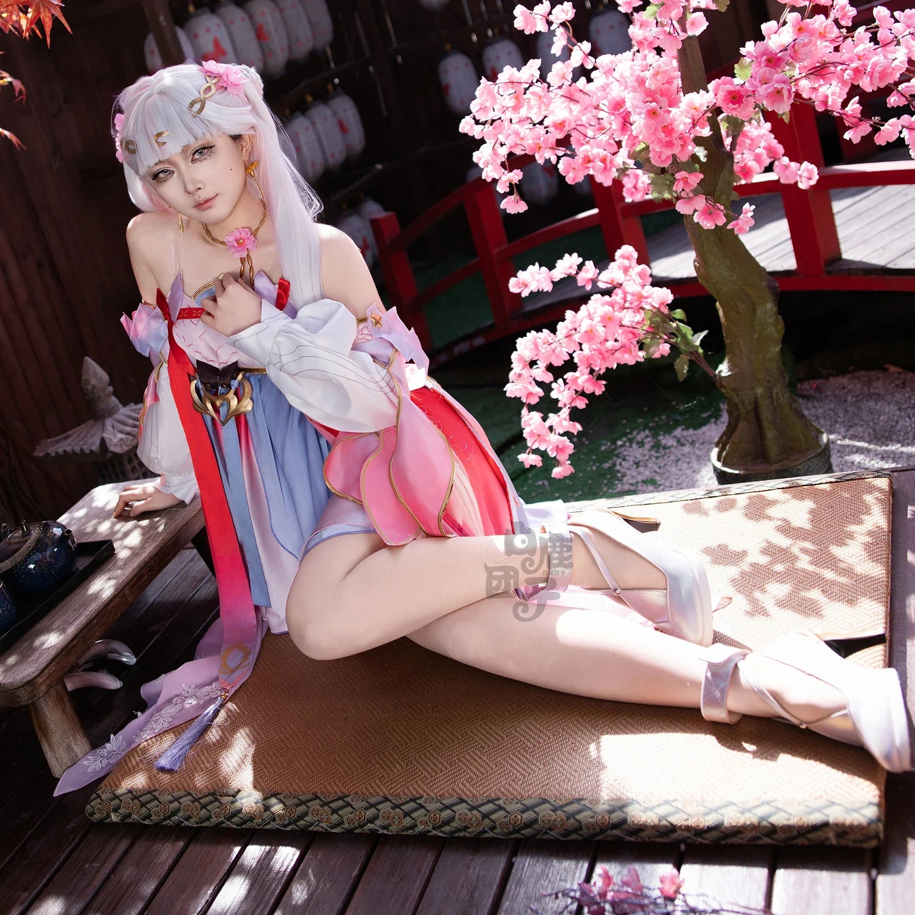 Wuthering Waves Jinhsi Peach Blossom Cosplay Costume New Skin Dress Uniform Jinzhou Magistrate Jue Halloween Party for Women